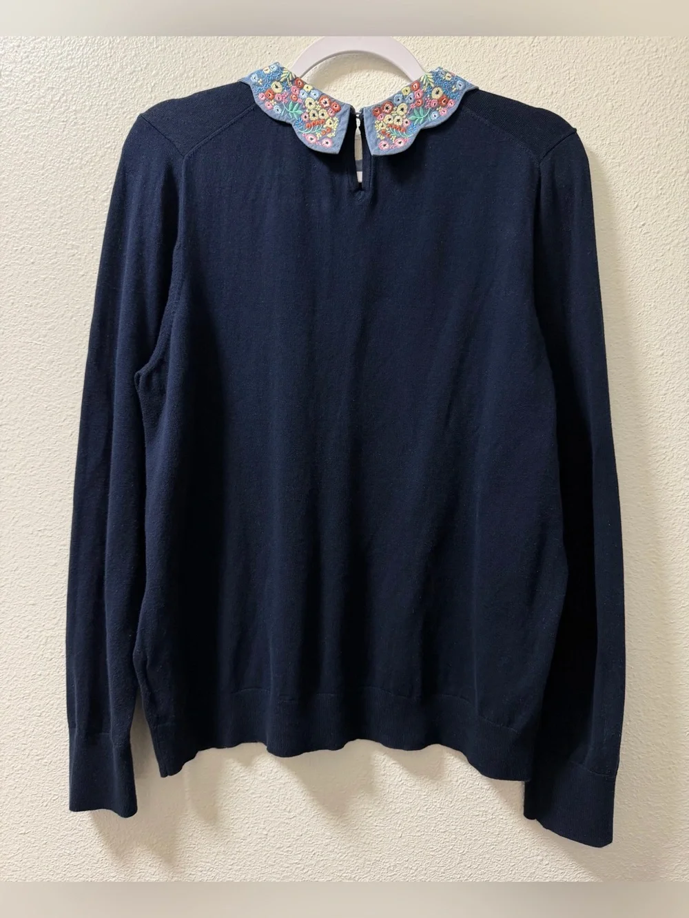 Boden Colette Sweater Floral Embroidered Scalloped Collar Stretch Blue Womens XL - Picture 2 of 9